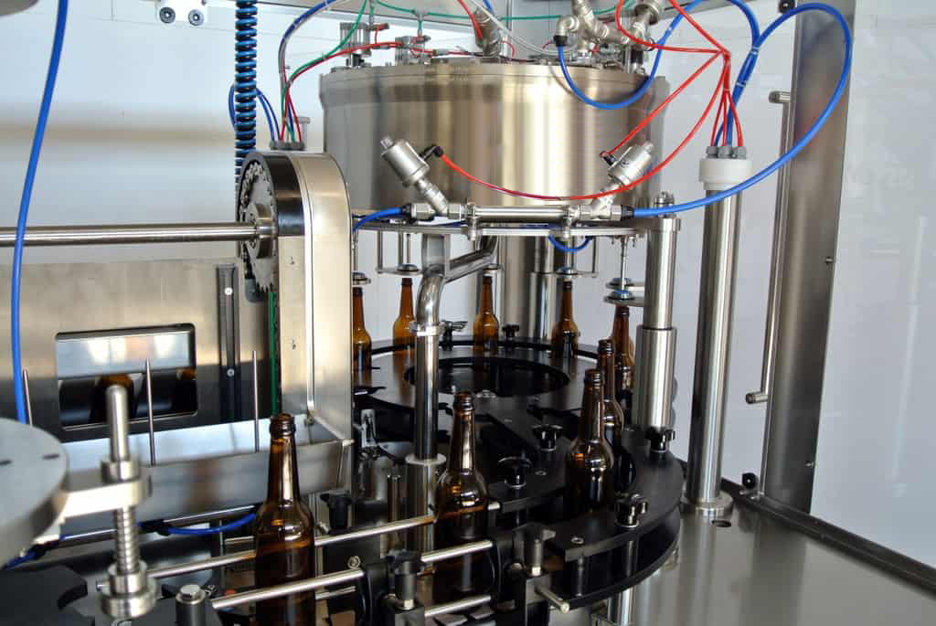 Angle seat valves used in beverage production equipment